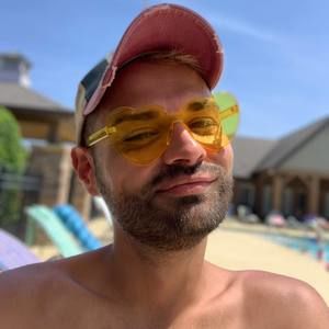 Meet your Posher, Nick